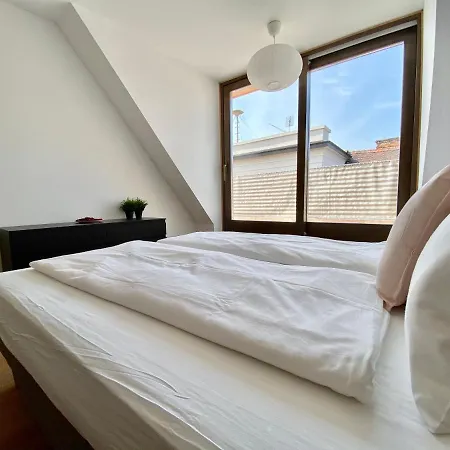 Rooftop By Hi5 - Palace Quarter Apartment