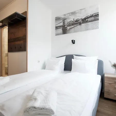 Apartment Rooftop By Hi5 - Palace Quarter Budapest